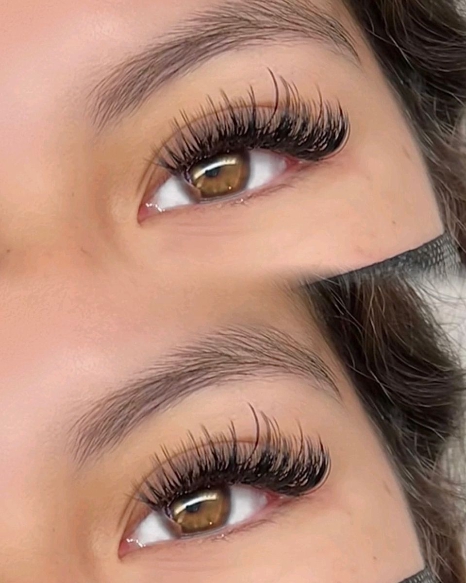 Wispy set, hazel eye
